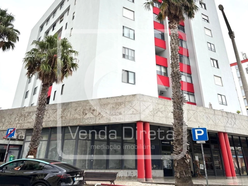 Loja para Venda em Ramada e Caneças Foto 1