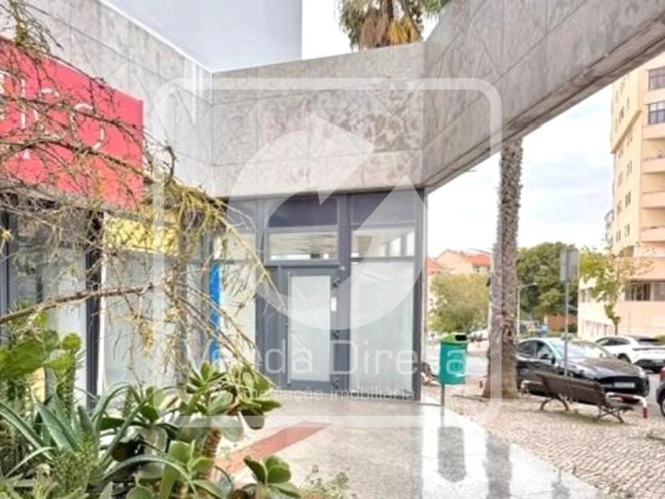 Loja para Venda em Ramada e Caneças Foto 3