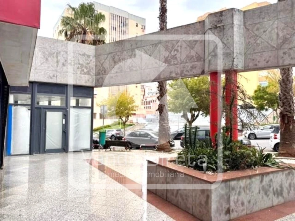 Loja para Venda em Ramada e Caneças Foto 4
