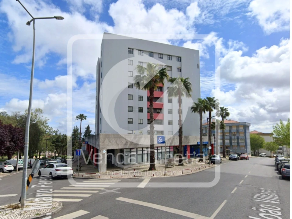 Loja para Venda em Ramada e Caneças Foto 7