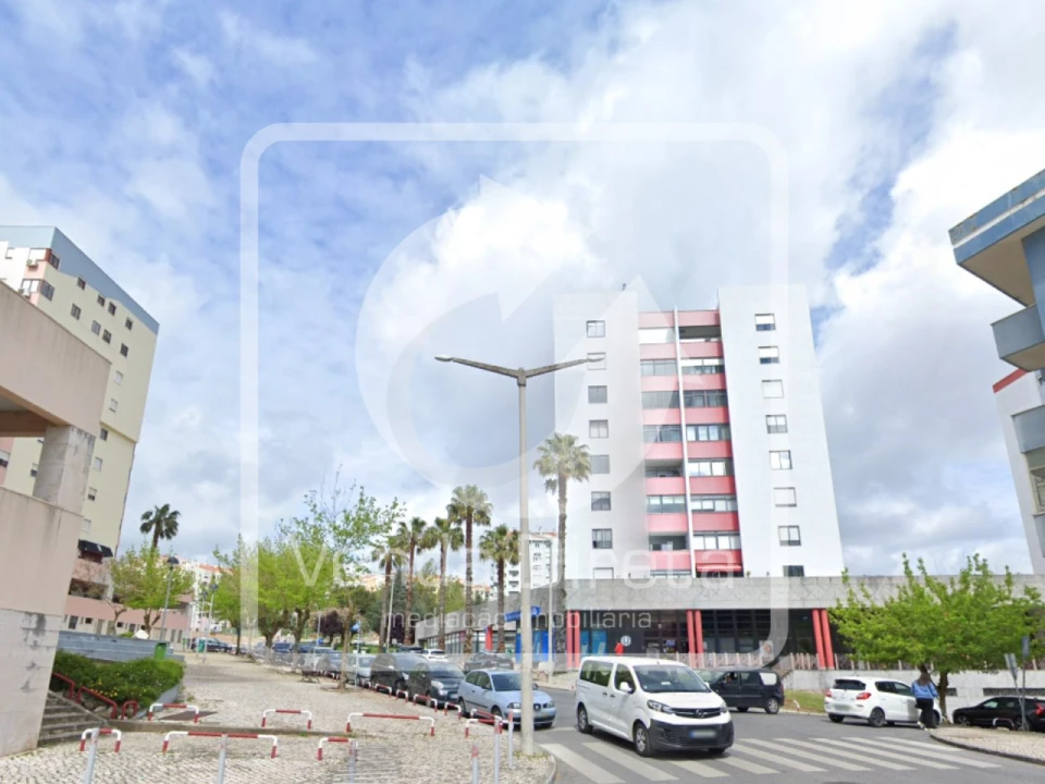 Loja para Venda em Ramada e Caneças Foto 8