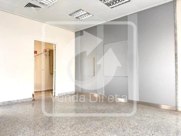 Loja para Venda em Ramada e Caneças