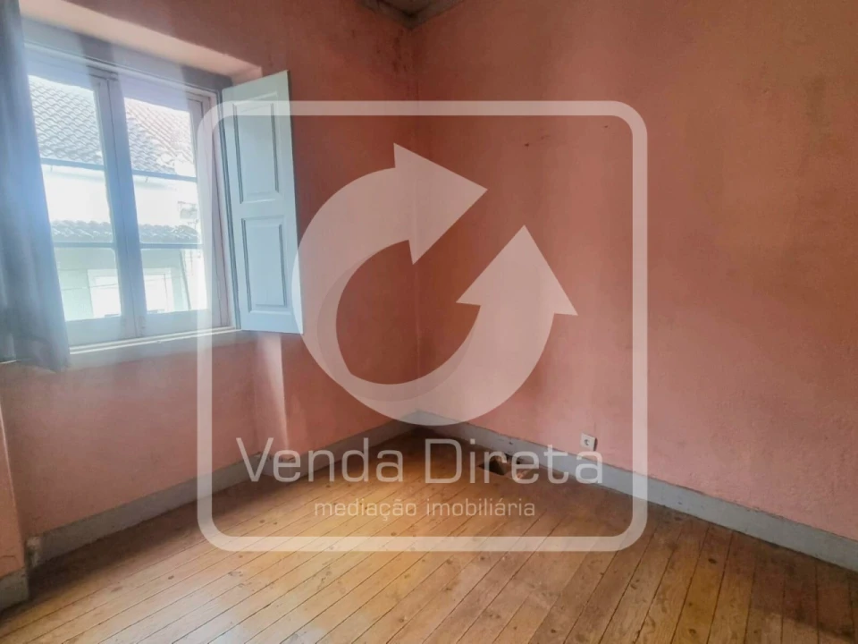 Prédio para Venda em Alcoentre Foto 21