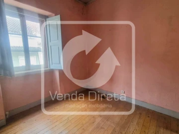 Prédio para Venda em Alcoentre