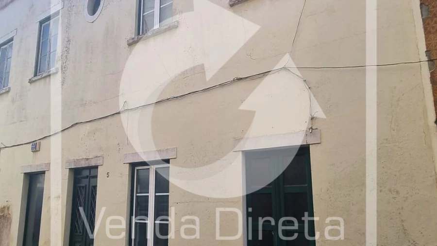 Prédio para Venda em Alcoentre
