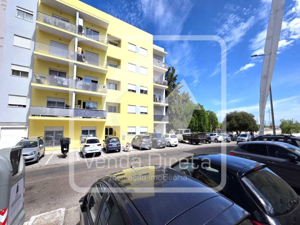 Apartamento T3 para Arrendamento em Alto do Seixalinho, Santo André e Verderena Foto 25