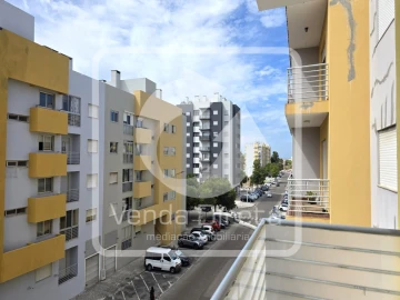 Apartamento T3 para Arrendamento em Alto do Seixalinho, Santo André e Verderena