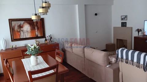 Apartamento T4 para Venda em Santo Tirso, Couto (Santa Cristina e São Miguel) e Burgães