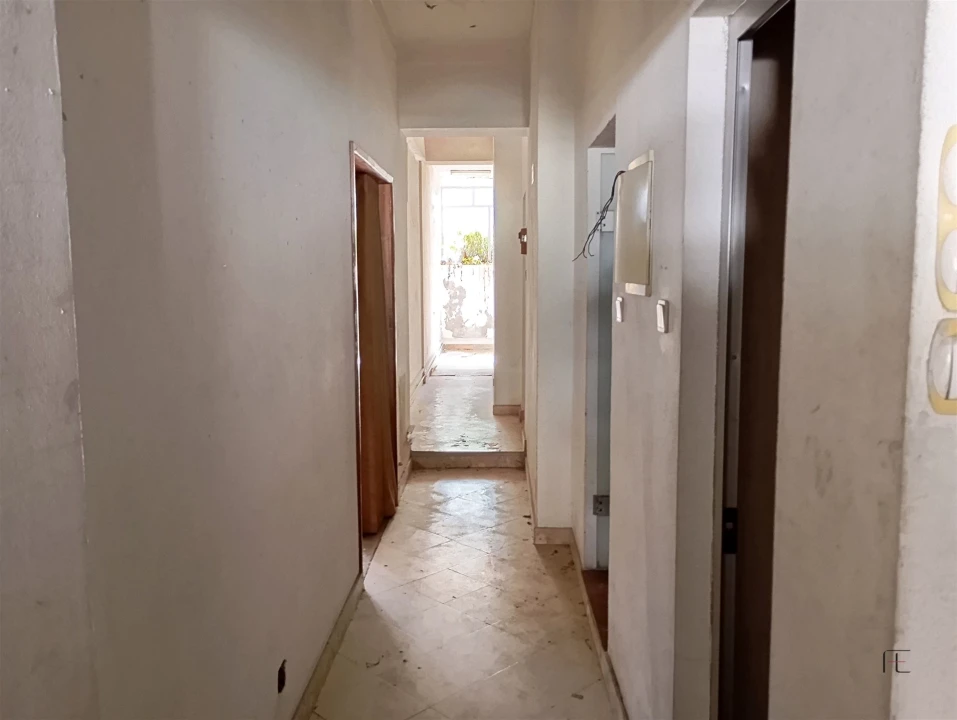 Prédio para Venda em Bonfim Foto 4
