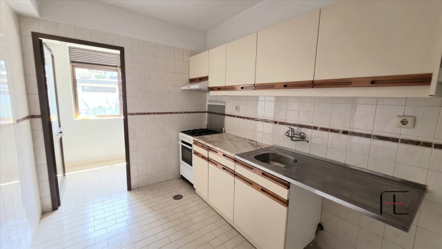 Apartamento T2 para Venda em Oliveira do Douro Foto 2