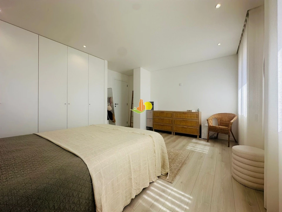 Apartamento T2 para Venda em Buarcos Foto 24