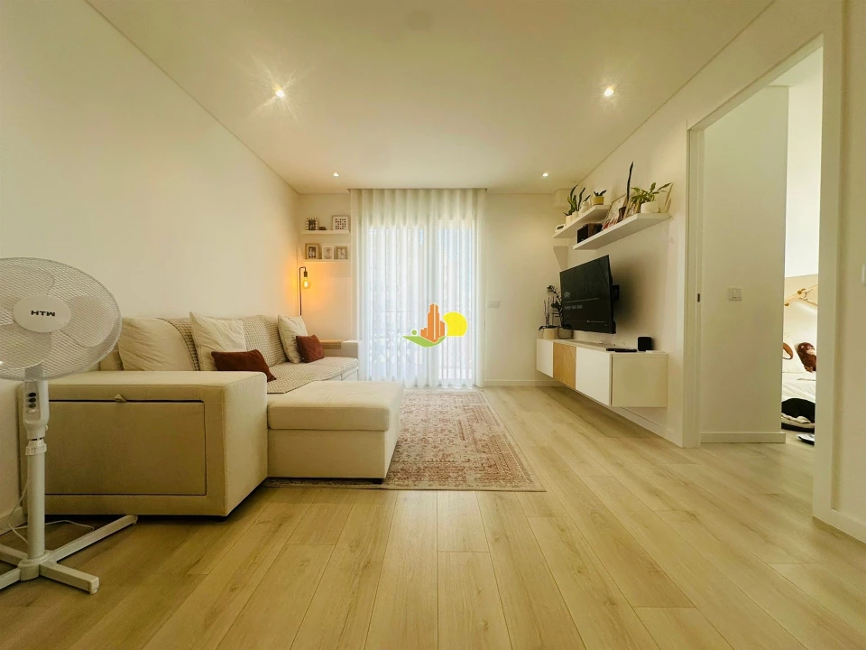 Apartamento T2 para Venda em Buarcos Foto 12
