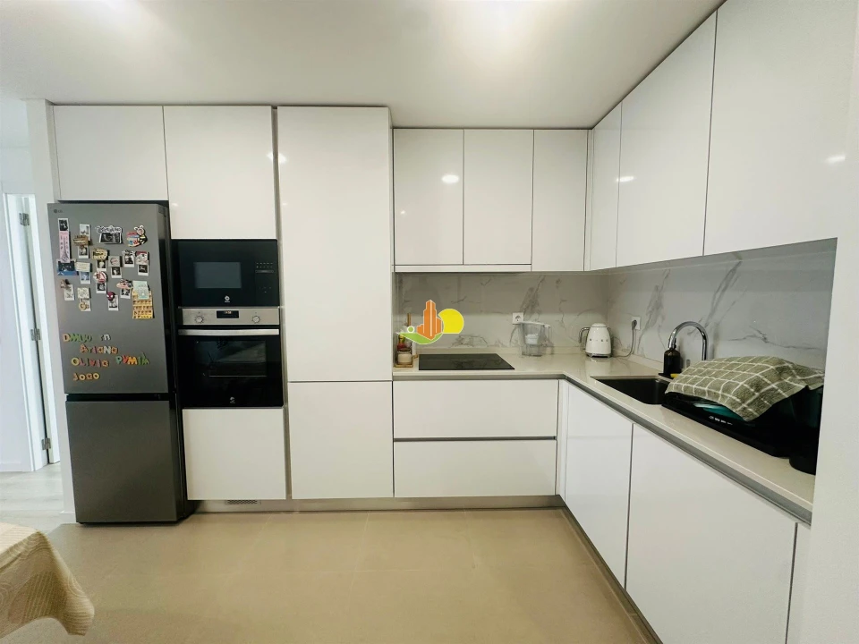 Apartamento T2 para Venda em Buarcos Foto 6