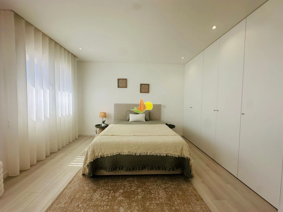 Apartamento T2 para Venda em Buarcos Foto 23