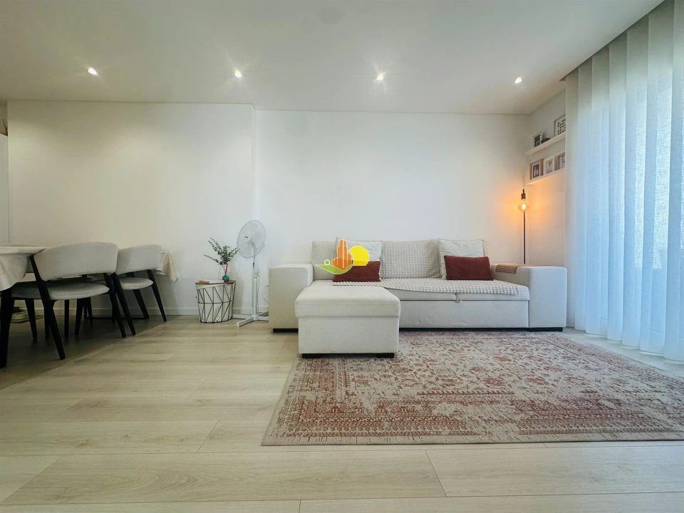 Apartamento T2 para Venda em Buarcos Foto 13