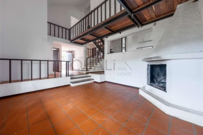 Quinta T3 para Venda em Camacha