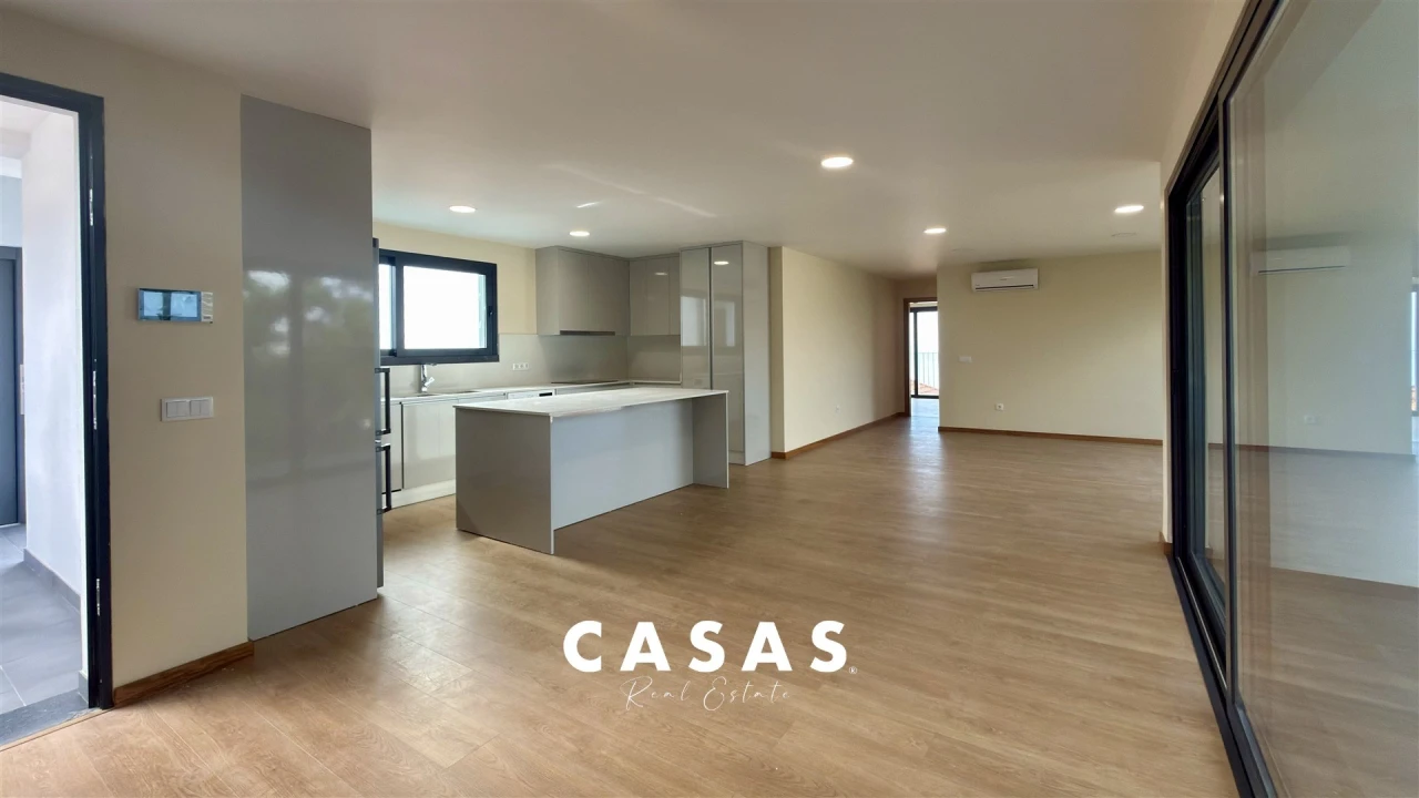 Apartamento T2 para Venda em Funchal (Santa Maria Maior) Foto 5