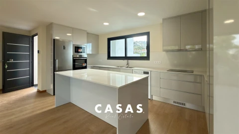 Apartamento T2 para Venda em Funchal (Santa Maria Maior)