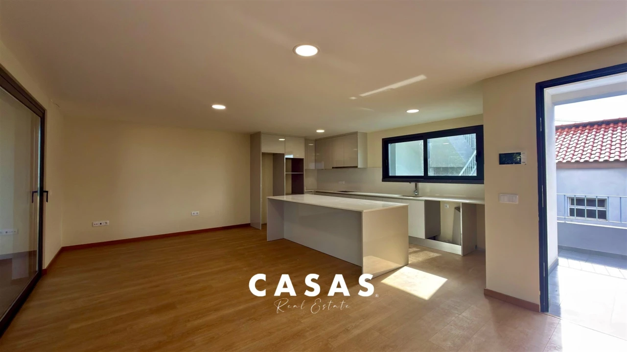 Apartamento T2 para Venda em Funchal (Santa Maria Maior) Foto 4