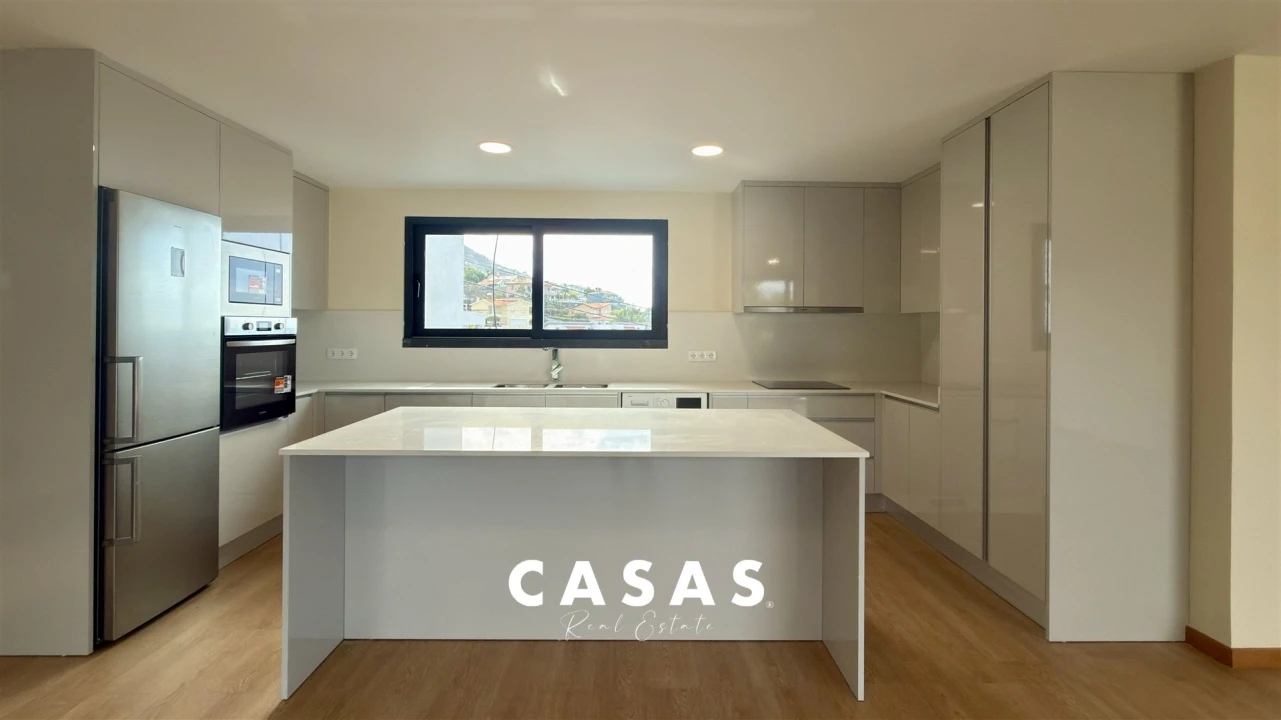 Apartamento T2 para Venda em Funchal (Santa Maria Maior) Foto 8