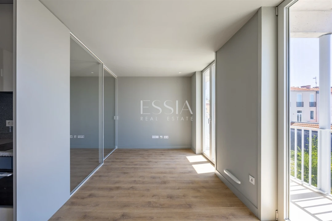 Apartamento T1 para Venda em Cedofeita, Santo Ildefonso, Sé, Miragaia, São Nicolau e Vitória Foto 4