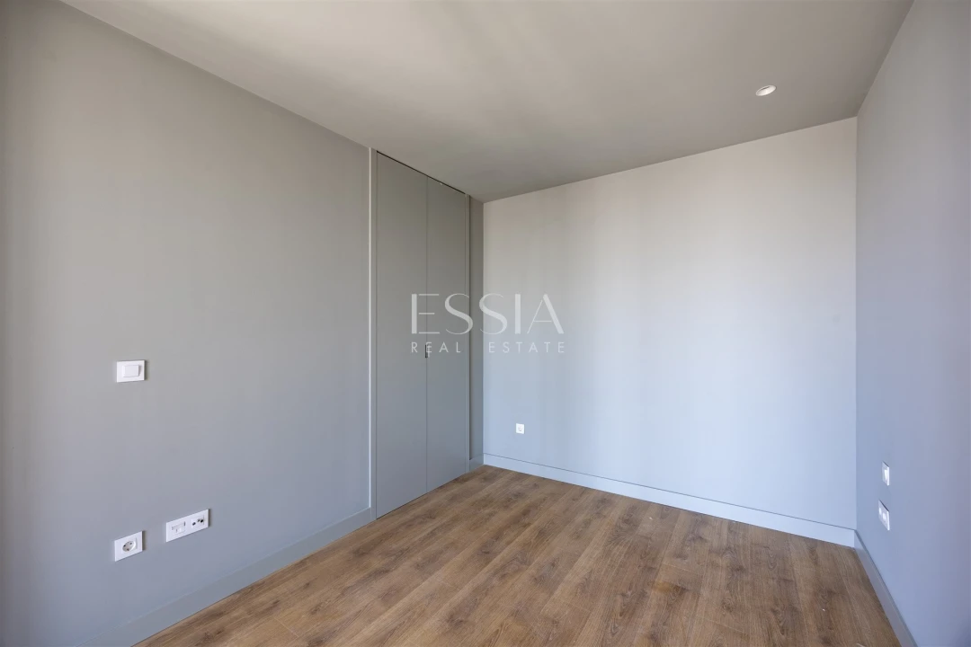 Apartamento T1 para Venda em Cedofeita, Santo Ildefonso, Sé, Miragaia, São Nicolau e Vitória Foto 8