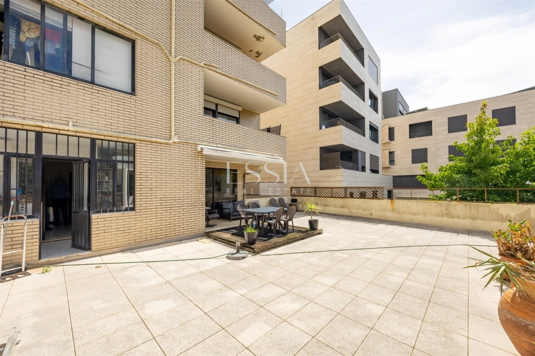 Apartamento T3 para Arrendamento em Aldoar, Foz do Douro e Nevogilde Foto 30