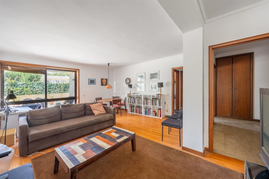Apartamento T3 para Arrendamento em Aldoar, Foz do Douro e Nevogilde Foto 9
