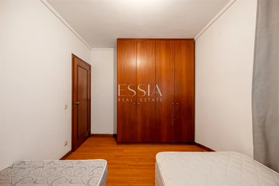 Apartamento T3 para Arrendamento em Aldoar, Foz do Douro e Nevogilde