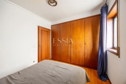 Apartamento T3 para Arrendamento em Aldoar, Foz do Douro e Nevogilde