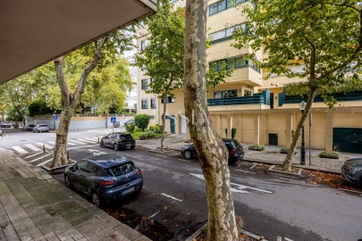 Apartamento T3 para Arrendamento em Aldoar, Foz do Douro e Nevogilde