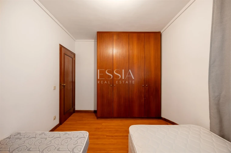 Apartamento T3 para Arrendamento em Aldoar, Foz do Douro e Nevogilde Foto 25