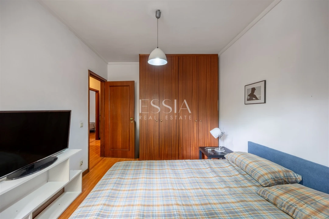 Apartamento T3 para Arrendamento em Aldoar, Foz do Douro e Nevogilde Foto 17