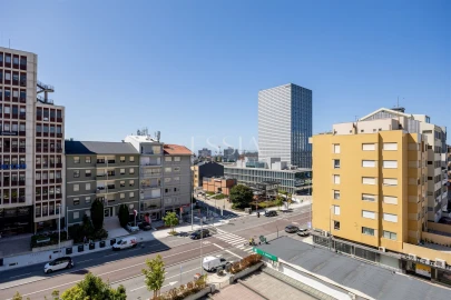 Apartamento T3 para Venda em Ramalde