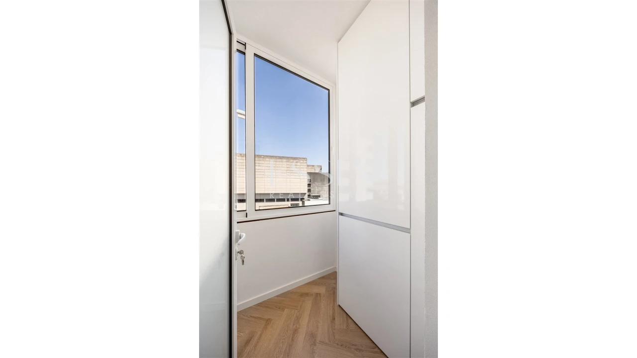 Apartamento T3 para Venda em Ramalde Foto 8