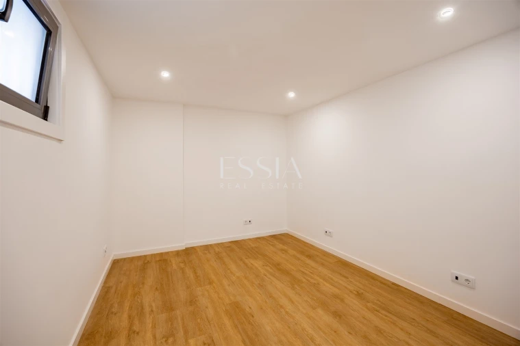 Apartamento T3 para Venda em Ramalde Foto 24