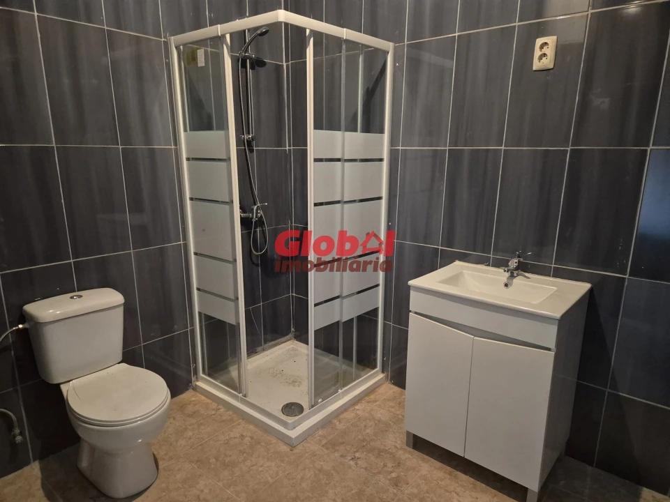 Moradia T3 para Venda em Oliveira do Hospital e São Paio de Gramaços Foto 3