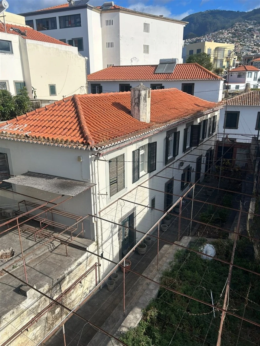 Moradia T5 para Venda em Funchal (São Pedro) Foto 23