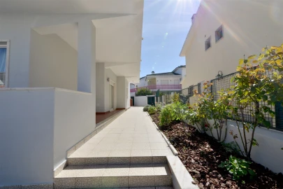 Moradia T4 para Venda em Cascais e Estoril