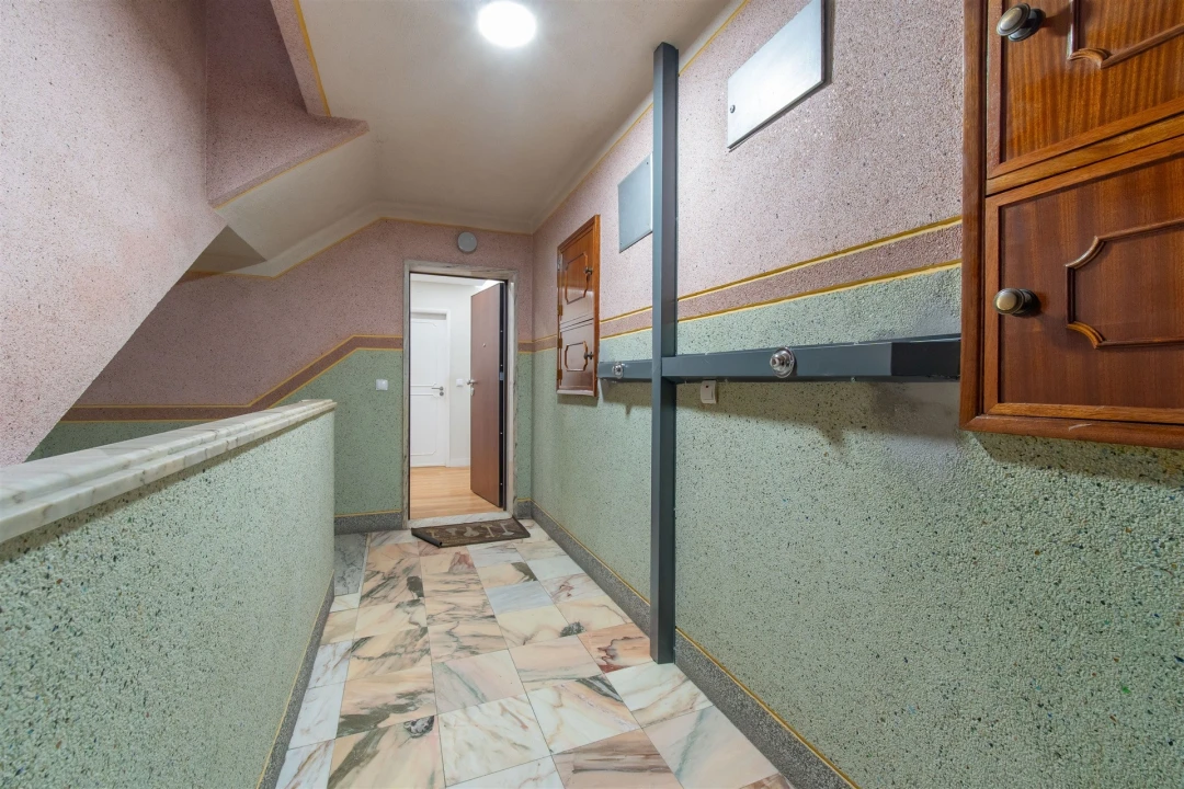 Apartamento T3 para Venda em Alcabideche Foto 25
