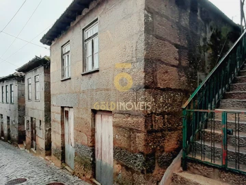 Moradia T1 para Venda em Souselo