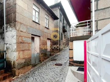 Moradia T1 para Venda em Souselo