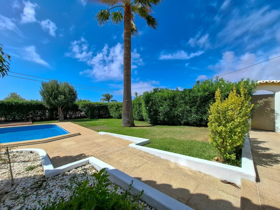 Moradia T4 para Venda em Albufeira e Olhos de Água Foto 5