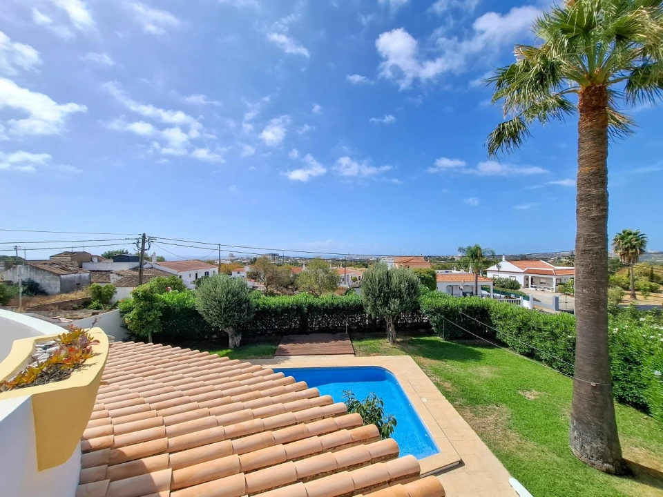 Moradia T4 para Venda em Albufeira e Olhos de Água Foto 4