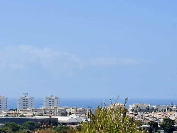 Moradia T4 para Venda em Albufeira e Olhos de Água Foto 2