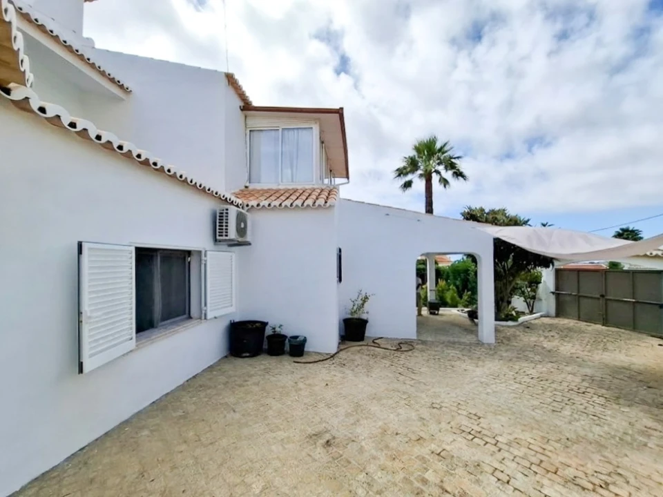 Moradia T4 para Venda em Albufeira e Olhos de Água Foto 45