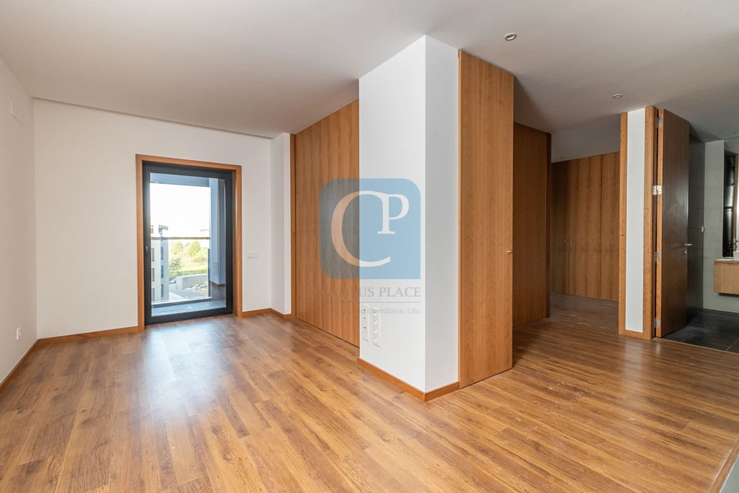 Apartamento T2 para Venda em Paranhos Foto 1