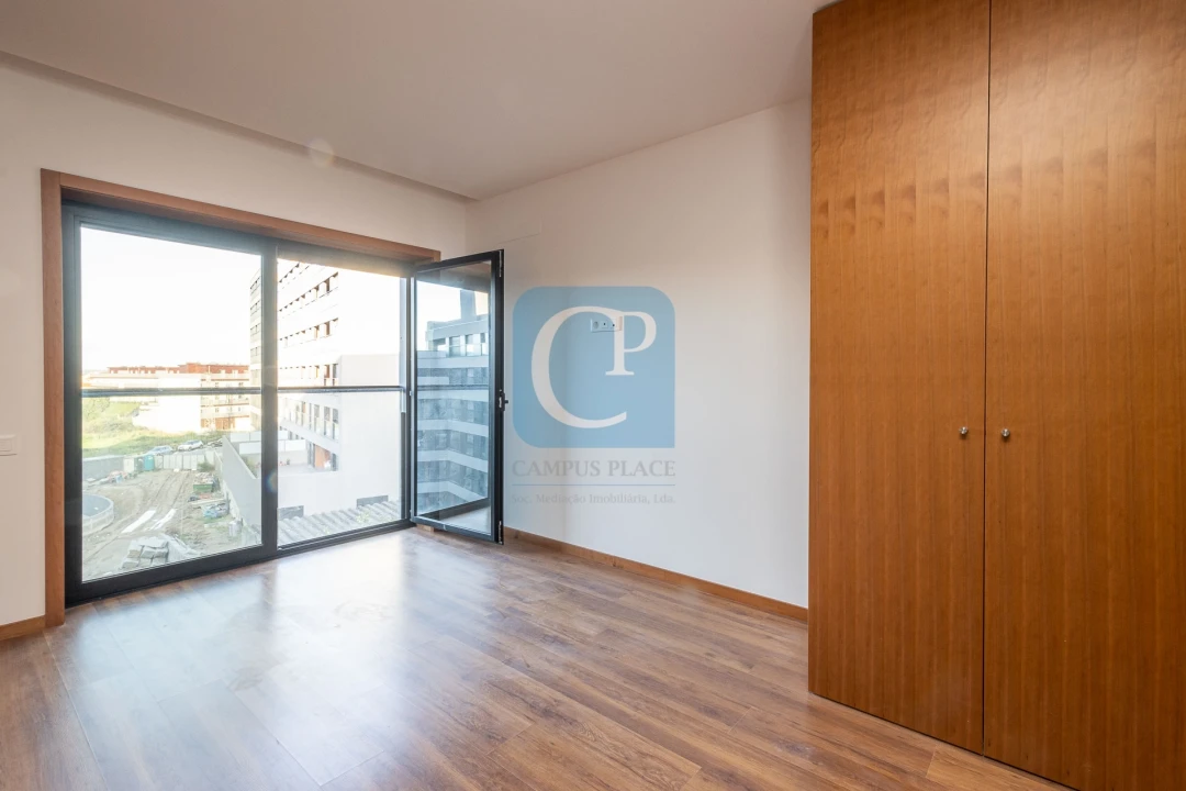 Apartamento T2 para Venda em Paranhos Foto 7