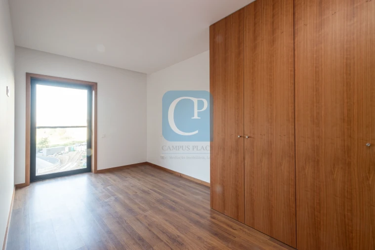 Apartamento T2 para Venda em Paranhos Foto 10