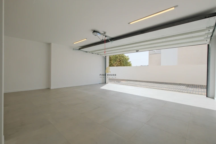 Moradia T5 para Arrendamento em Carcavelos e Parede Foto 39